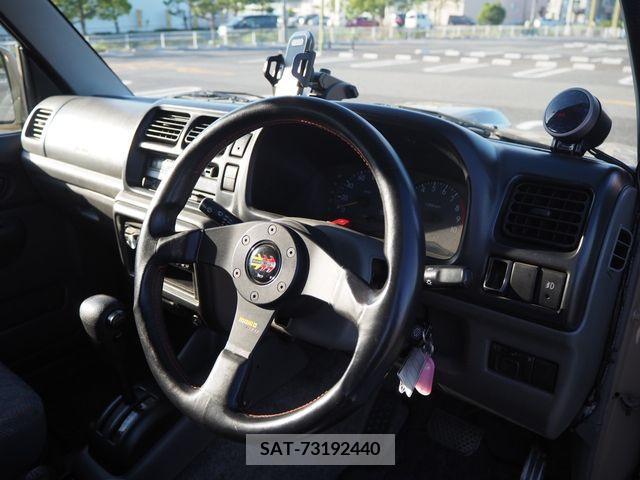 Suzuki JIMNY 1999-01 200980-1