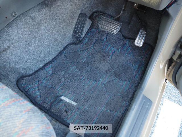 Suzuki JIMNY 1999-01 200980-20