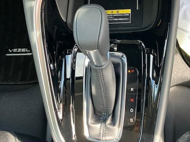 Honda VEZEL 2023-08 10248-14