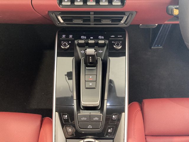 Porsche 911 2022-05 27924-12