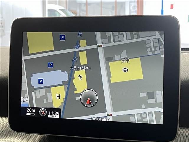 Mercedes Benz GLA-CLASS 2017-12 15838-3