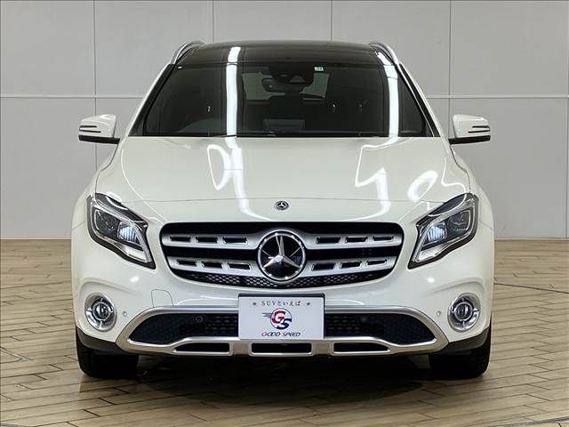 Mercedes Benz GLA-CLASS 2017-12 15838-2
