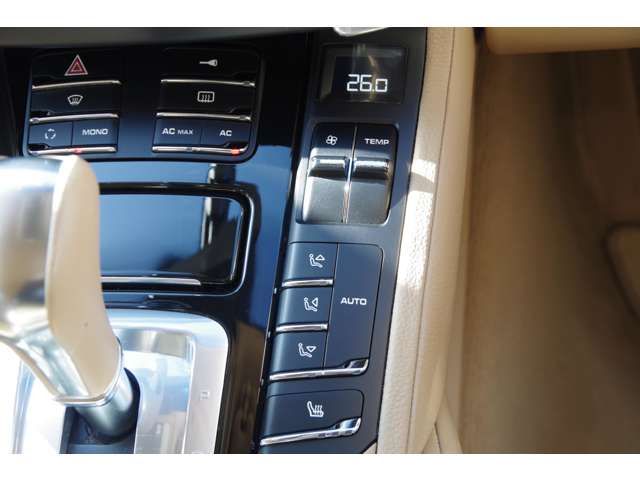 Porsche CAYENNE 2011-07 2506-12