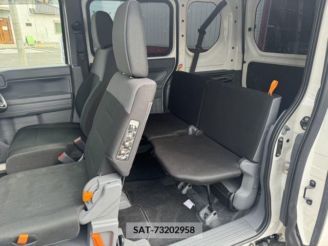 Honda N-VAN 2019-05 328660-12