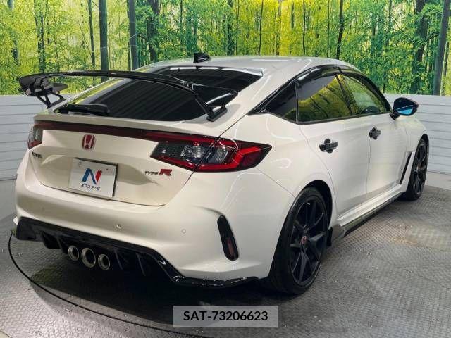 Honda CIVIC 2023-01 389991-17