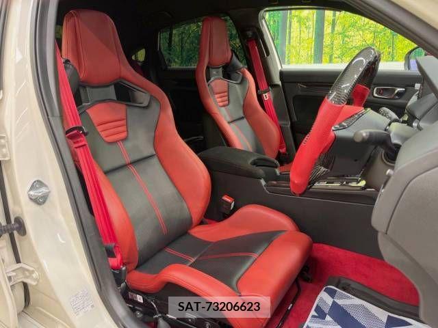Honda CIVIC 2023-01 389991-8