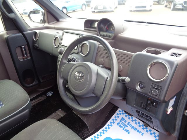 Toyota SPADE 2016-12 7898-1