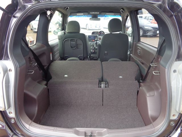 Toyota SPADE 2016-12 7898-22