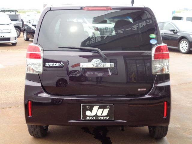 Toyota SPADE 2016-12 7898-6