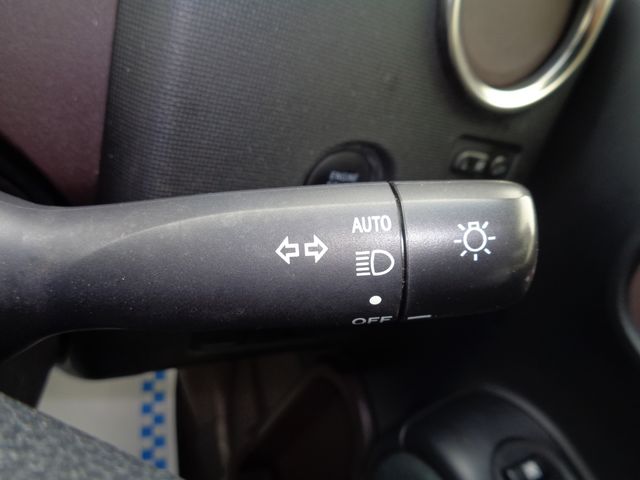 Toyota SPADE 2016-12 7898-15