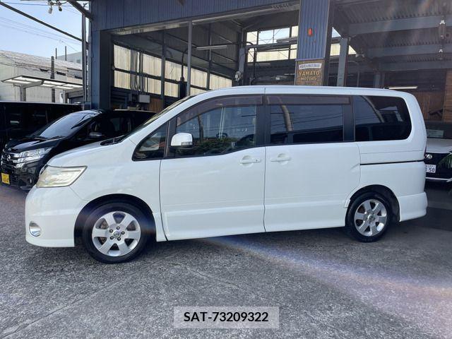 Nissan SERENA 2010-08 284277-4