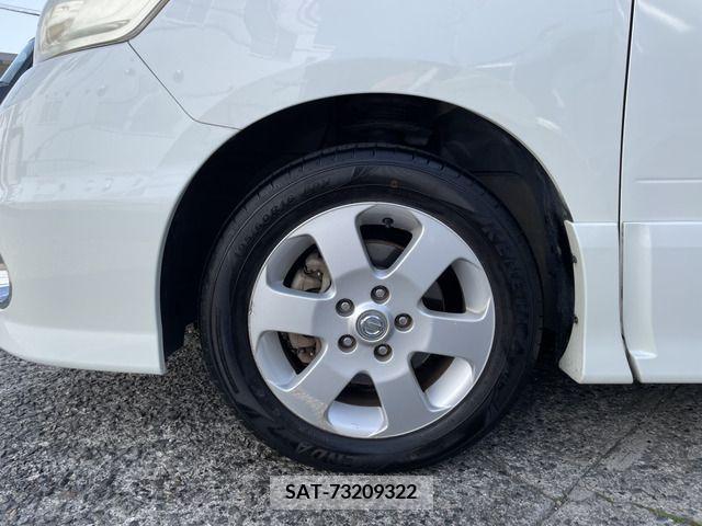 Nissan SERENA 2010-08 284277-12