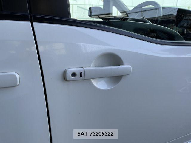 Nissan SERENA 2010-08 284277-16