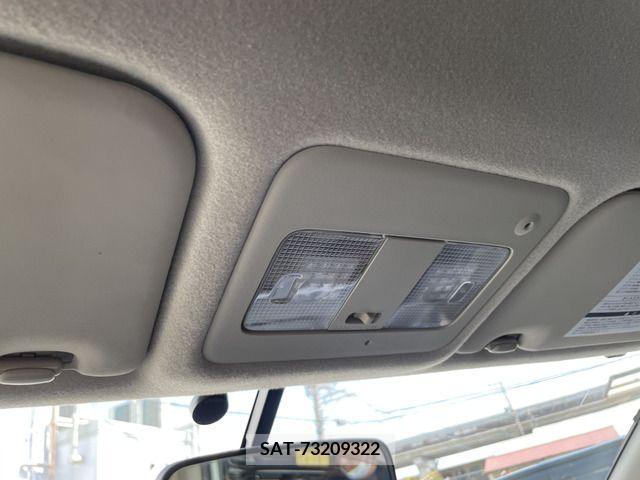 Nissan SERENA 2010-08 284277-18
