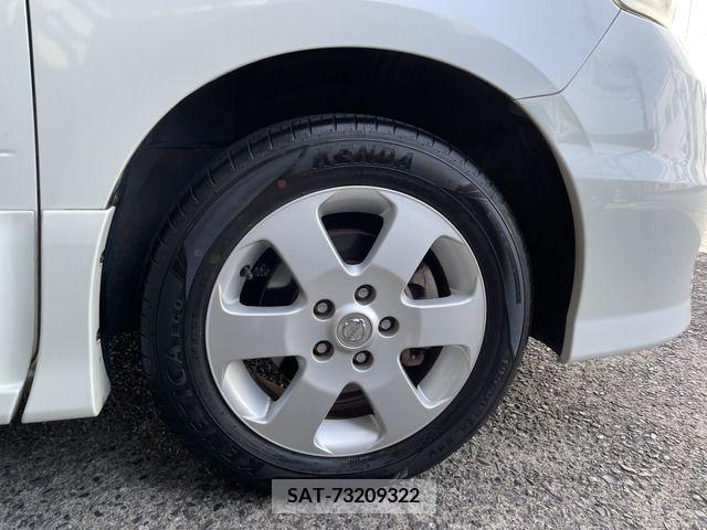 Nissan SERENA 2010-08 284277-11