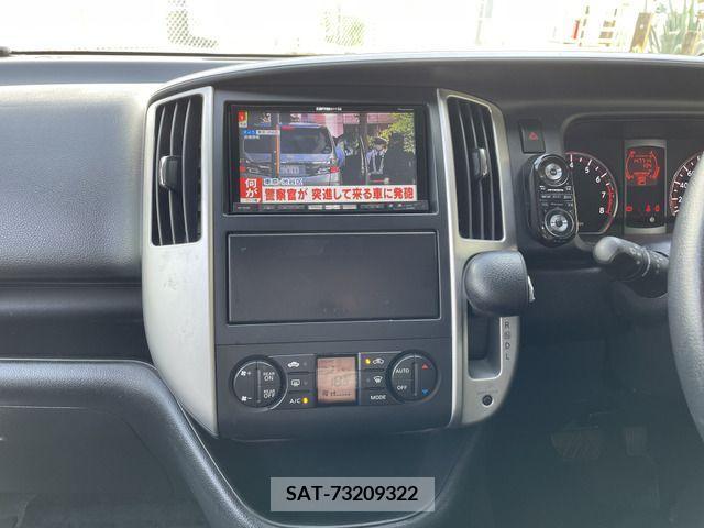 Nissan SERENA 2010-08 284277-19