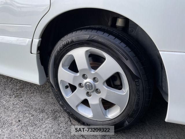 Nissan SERENA 2010-08 284277-10