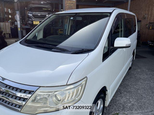 Nissan SERENA 2010-08 284277-5