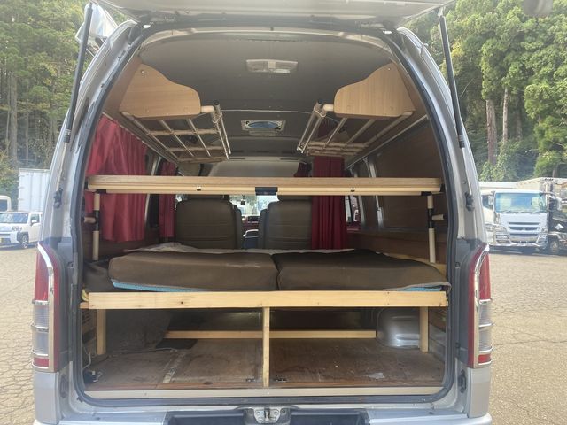 Toyota HIACE VAN 2005-06 190922-17