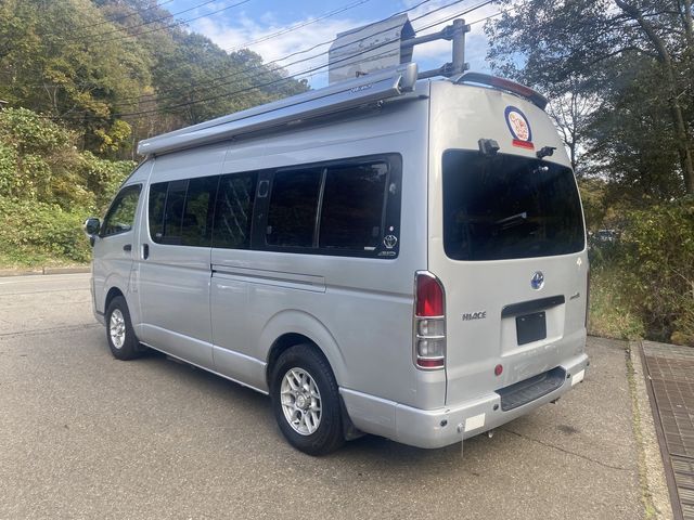 Toyota HIACE VAN 2005-06 190922-6