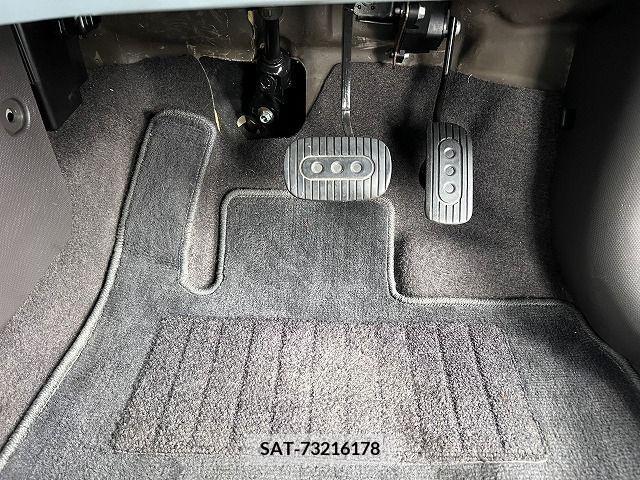 Nissan MICRA C+C 2007-07 298635-13