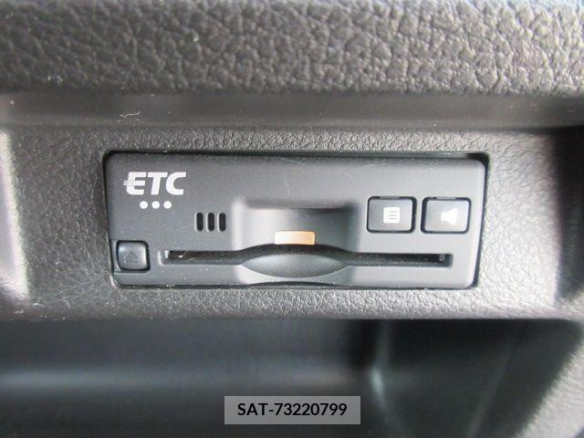 Suzuki X BEE 2019-02 295375-17