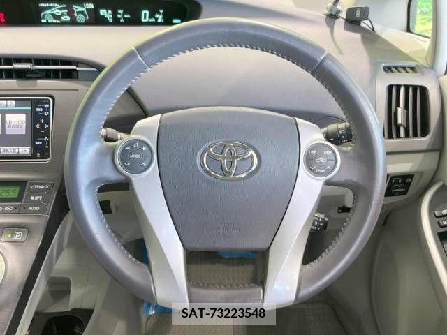 Toyota PRIUS 2010-03 393341-11