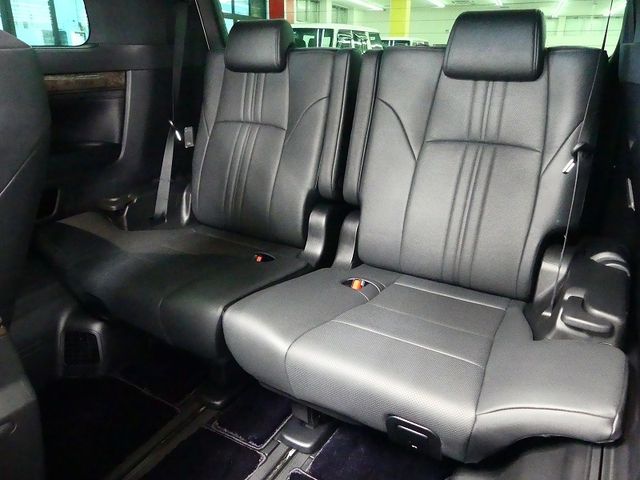 Toyota ALPHARD HYBRID 2022-07 192269-18