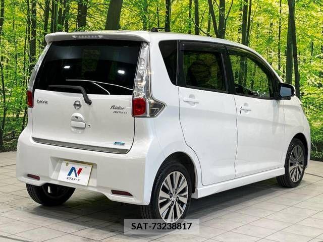 Nissan DAYZ 2014-07 323238-17