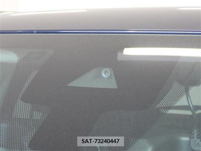 Nissan KICKS 2022-10 316093-7