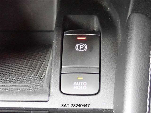 Nissan KICKS 2022-10 316093-16