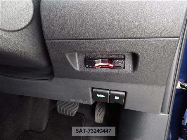 Nissan KICKS 2022-10 316093-14
