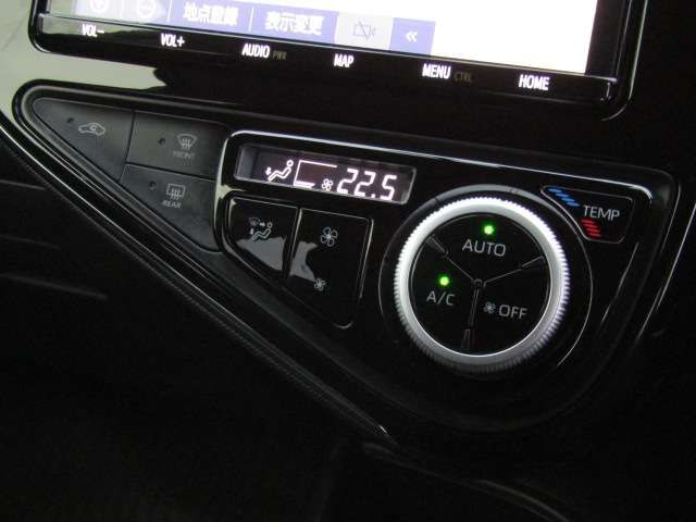 Toyota AQUA 2019-03 182475-13