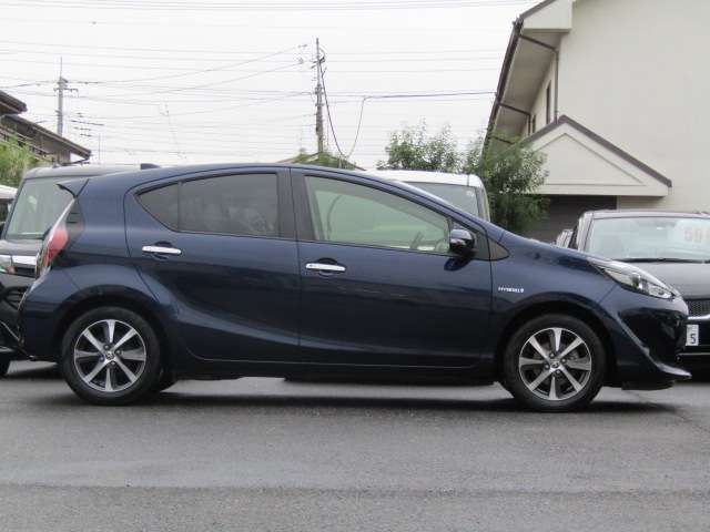 Toyota AQUA 2019-03 182475-2