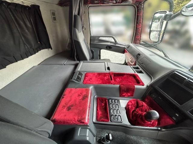 MITSUBISHI FUSO SUPER GREAT 2015-07 11372-9