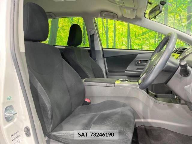 Toyota PRIUS ALPHA 2014-02 219232-8