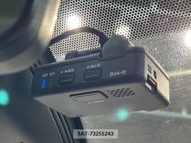 Nissan SERENA 2019-04 325015-8