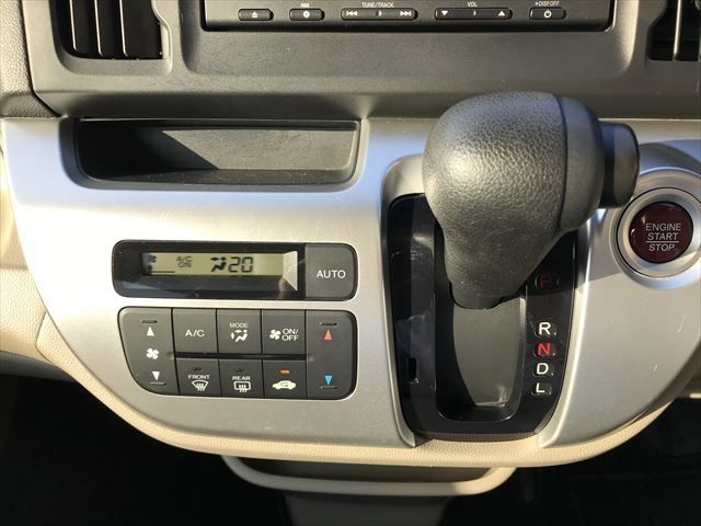 Honda N-WGN 2015-01 183268-16