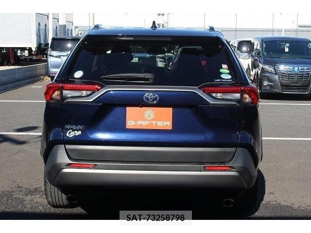 Toyota RAV4 2019-12 208379-7