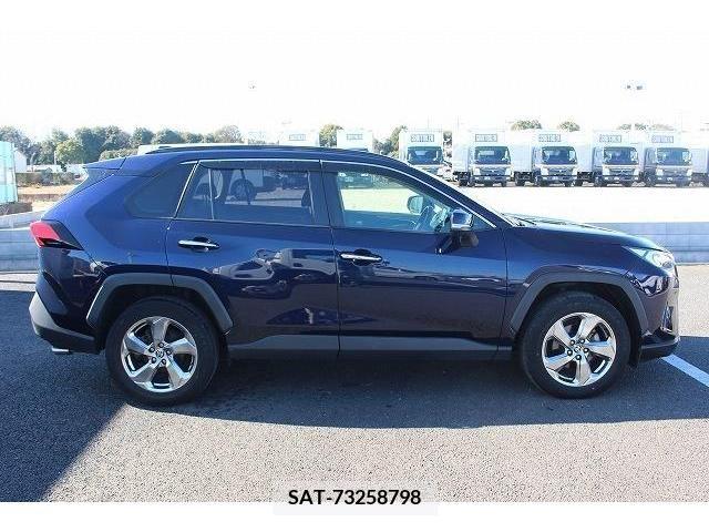 Toyota RAV4 2019-12 208379-8