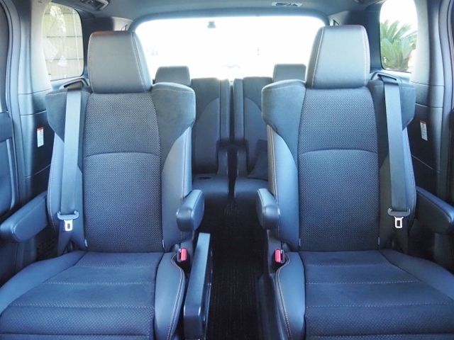 Toyota ALPHARD HYBRID 2022-04 192316-13