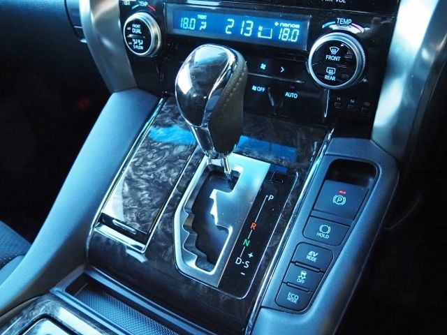 Toyota ALPHARD HYBRID 2022-04 192316-26