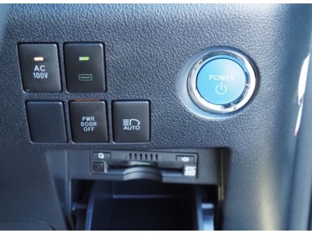 Toyota ALPHARD HYBRID 2022-04 192316-27