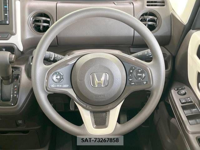 Honda N BOX 2022-01 241858-11