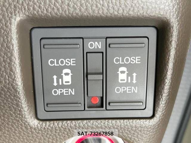 Honda N BOX 2022-01 241858-4