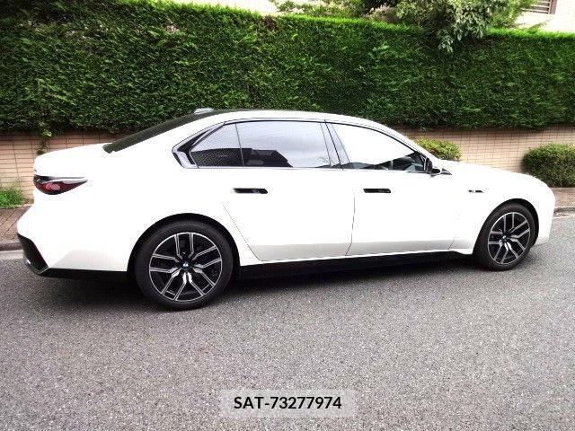 Bmw i7 2023-12 318984-6