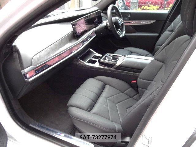 Bmw i7 2023-12 318984-12