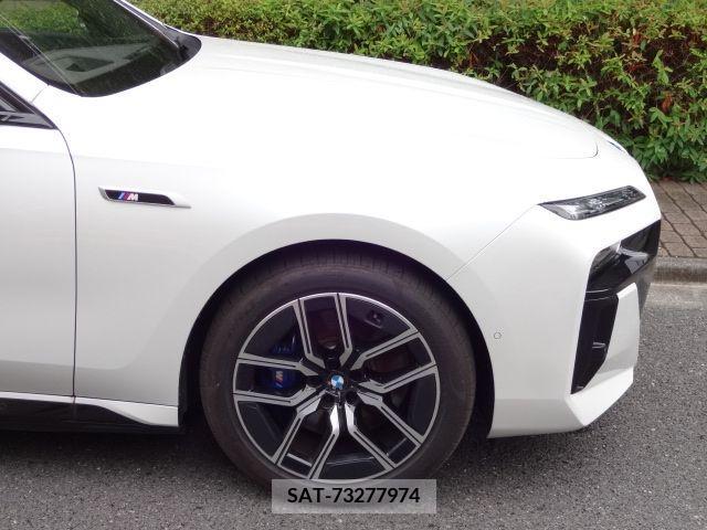 Bmw i7 2023-12 318984-8