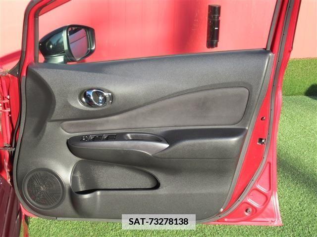 Nissan NOTE 2019-01 365449-23