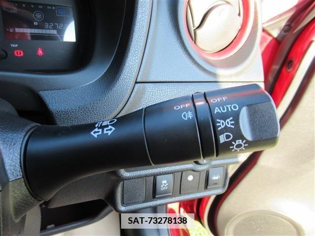Nissan NOTE 2019-01 365449-18